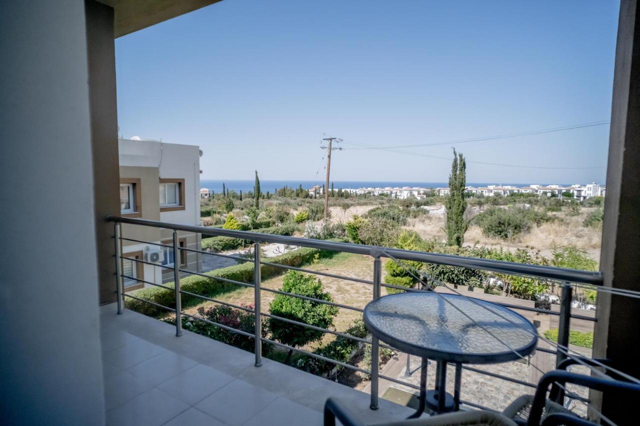 Spacious Two-Bedroom Apartment In Amazing Residence Escape Homes Kyrenia  Esterno foto