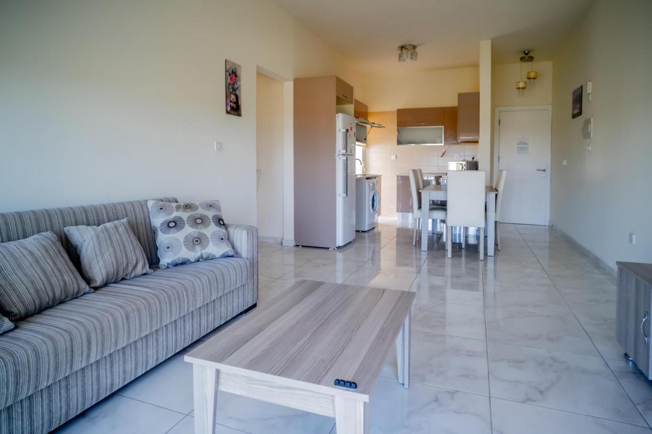 Spacious Two-Bedroom Apartment In Amazing Residence Escape Homes Kyrenia  Esterno foto