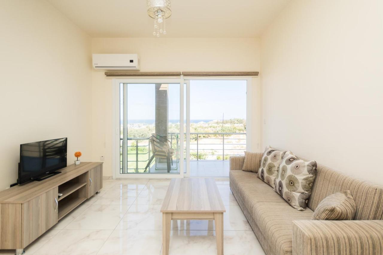 Spacious Two-Bedroom Apartment In Amazing Residence Escape Homes Kyrenia  Esterno foto