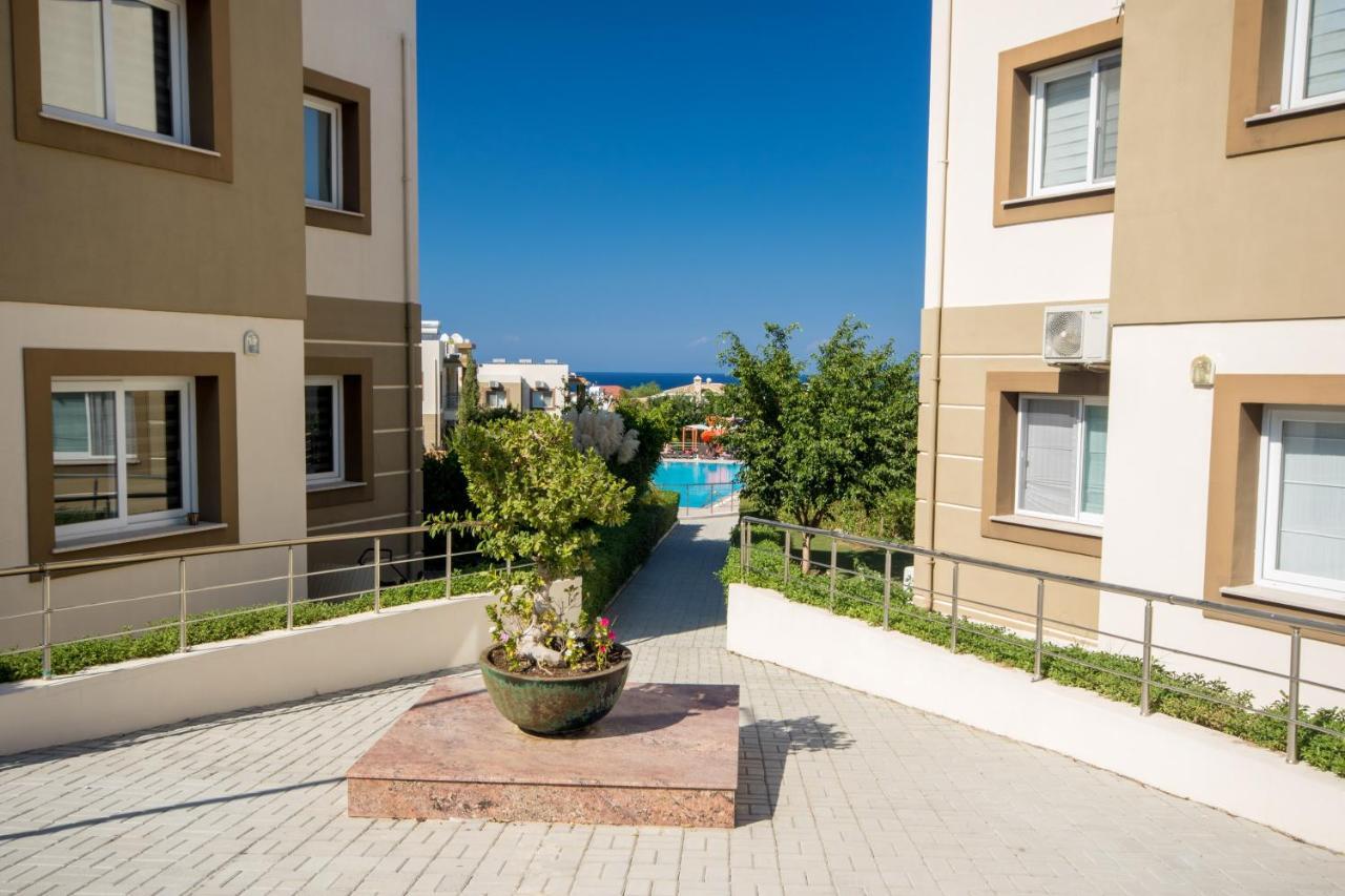 Spacious Two-Bedroom Apartment In Amazing Residence Escape Homes Kyrenia  Esterno foto